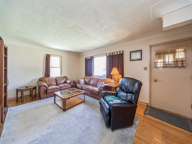 3219 74th St, Urbandale, IA 50322 - photo 4