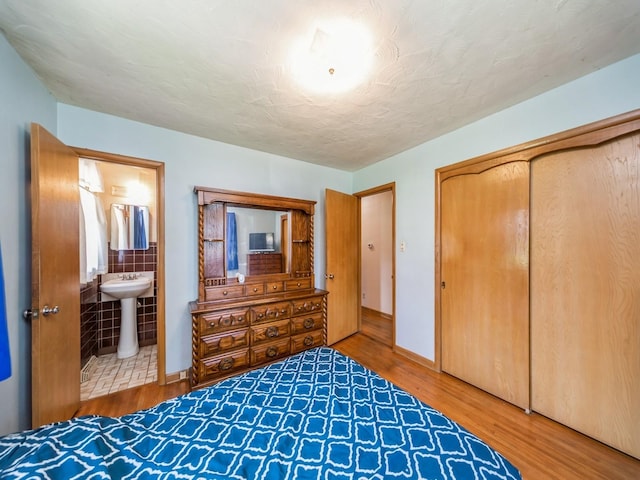3219 74th St, Urbandale, IA 50322 - photo 8