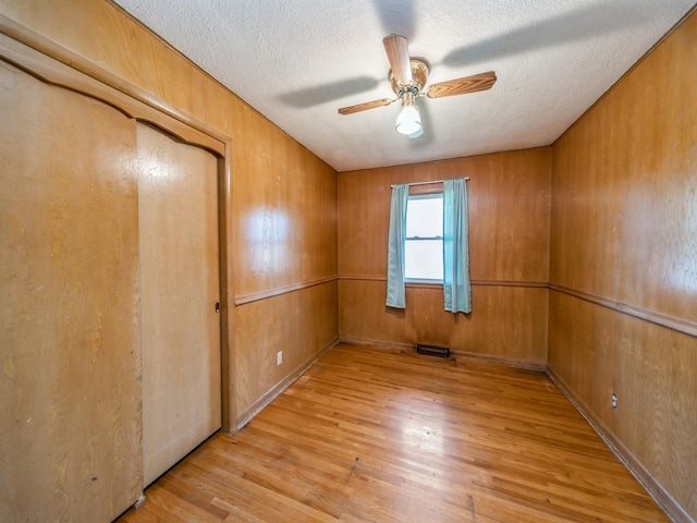 3219 74th St, Urbandale, IA 50322 - photo 11