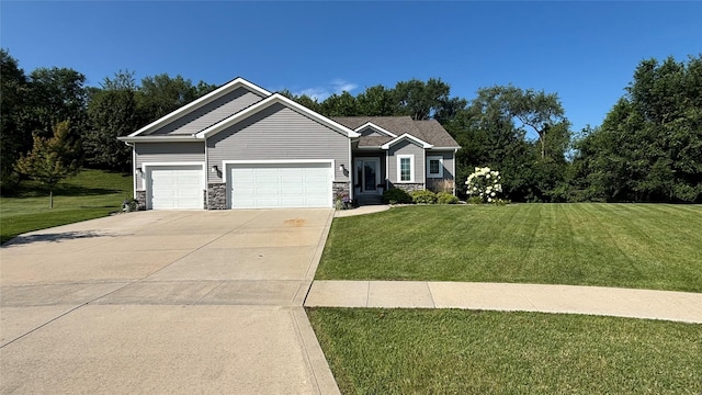 1605 W Girard Ave, Indianola, IA 50125 - photo 1