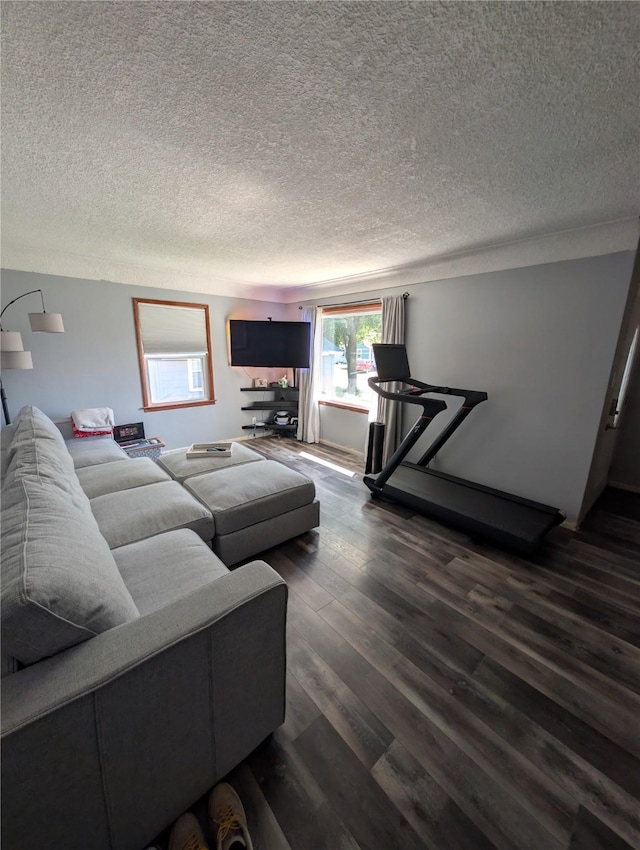 3015 Cornell St, Des Moines, IA 50313 - photo 2