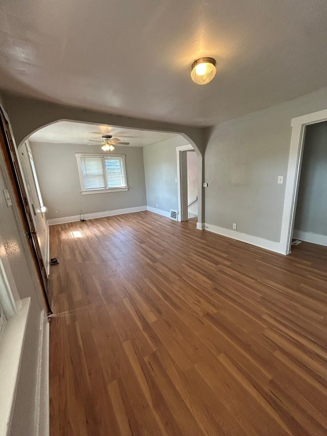 1236 Stewart St, Des Moines, IA 50316 - photo 2