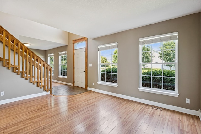 5028 Oakwood Ln, West Des Moines, IA 50265 - photo 3