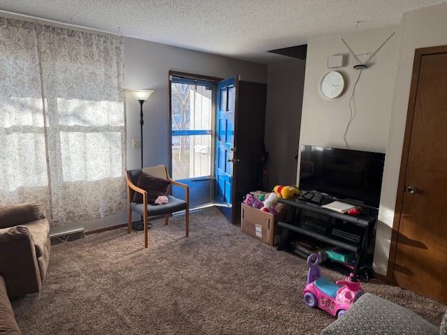 1217 39 Th St, Des Moines, IA 50311 - photo 2