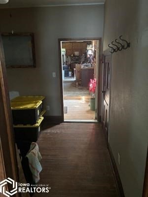 409 Lehnen St, Norway, IA 52318 - photo 11