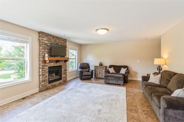 120 NE Fox Run Trl, Waukee, IA 50263 - photo 3