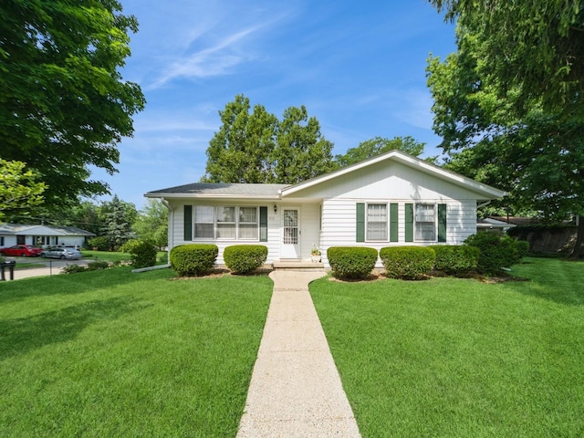8110 Warren Dr, Des Moines, IA 50320 - photo 1