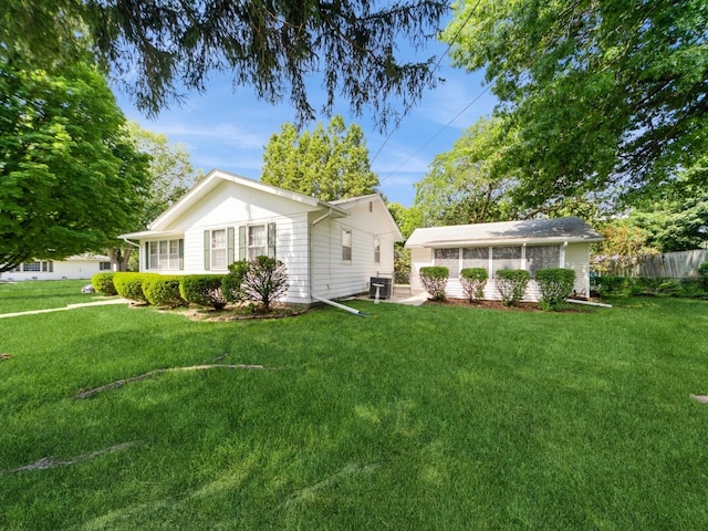 8110 Warren Dr, Des Moines, IA 50320 - photo 6