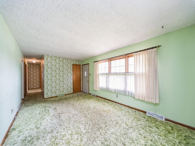 8110 Warren Dr, Des Moines, IA 50320 - photo 9