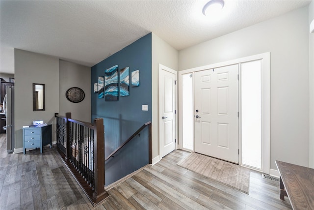 14335 Aurora Ave, Urbandale, IA 50323 - photo 4