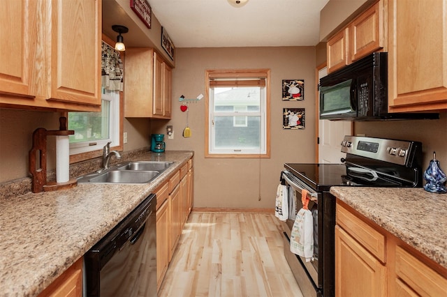 4335 NE 26th St, Des Moines, IA 50317 - photo 8