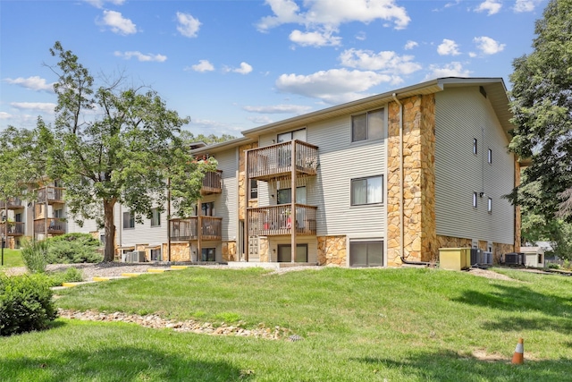 9533 University Ave Unit 4, Clive, IA 50325 - photo 1