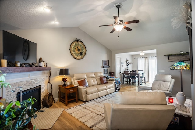 1725 SE Oxford Dr, Waukee, IA 50263 - photo 3