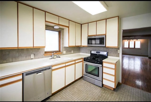 3517 Columbia St, Des Moines, IA 50313 - photo 7
