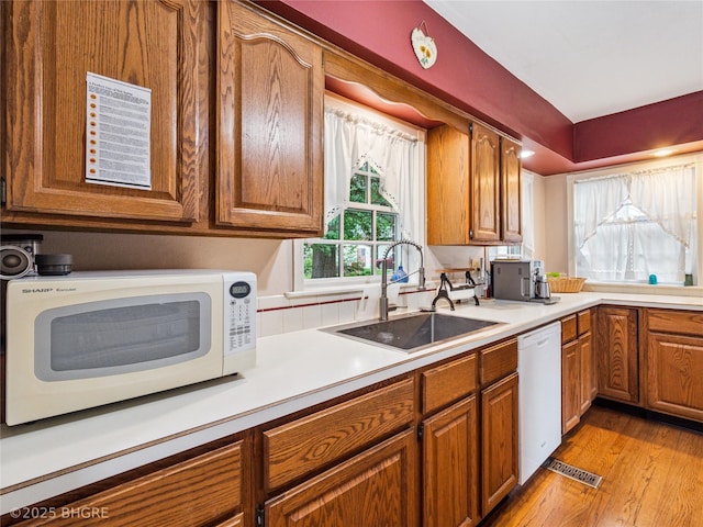 2018 38th St, Des Moines, IA 50310 - photo 12