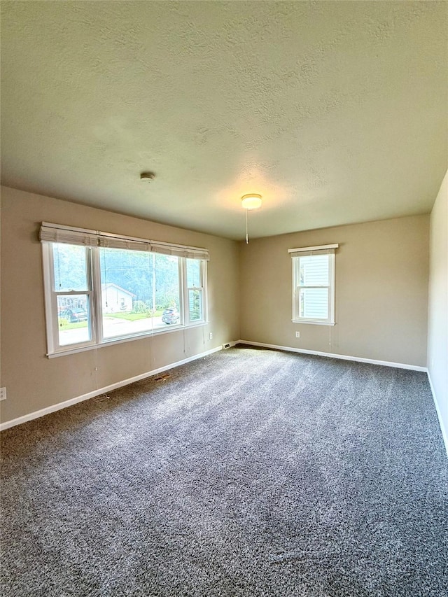 4138 E 27th St, Des Moines, IA 50317 - photo 7