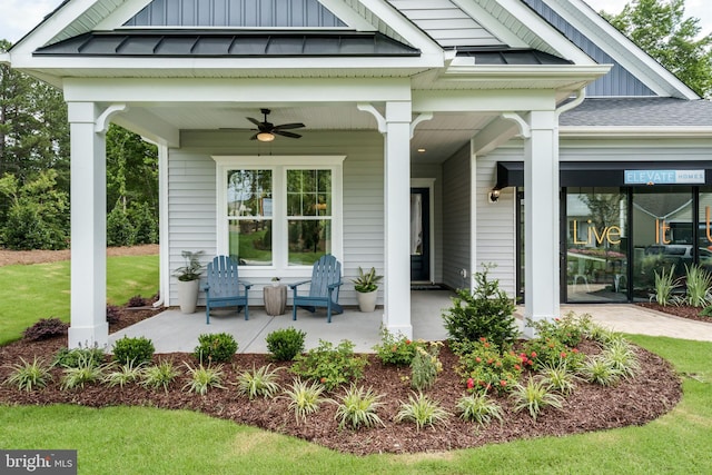 exterior space featuring ceiling fan