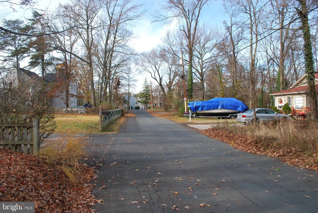 1012 Carrs Rd, Annapolis, MD 21403
