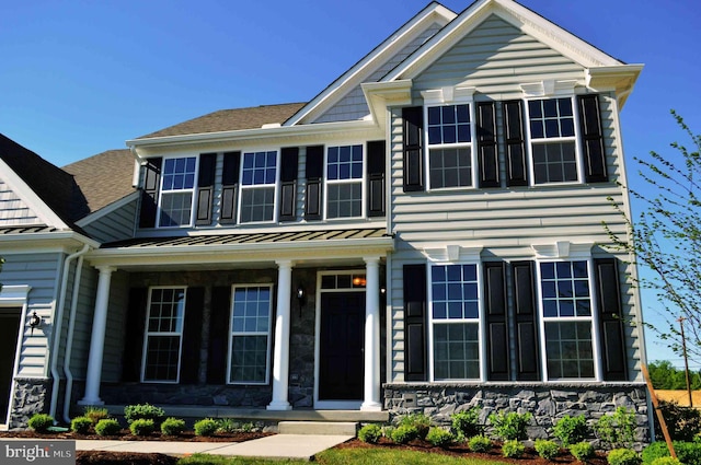 view of front of home featuring a porch