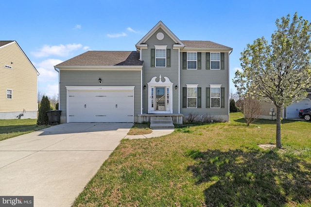 view of front of house with a front lawn