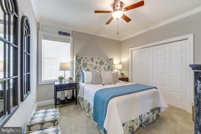 bedroom featuring light colored carpet, ceiling fan, and crown molding