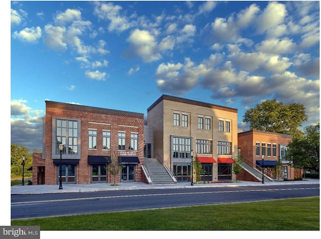 view of building exterior