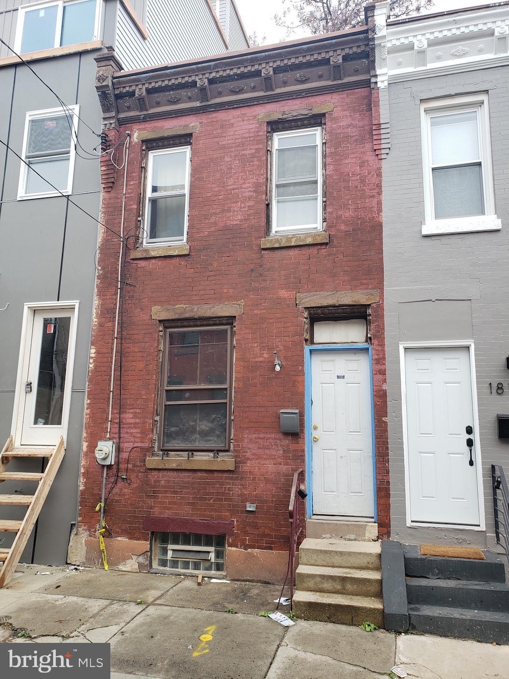 view of townhome / multi-family property