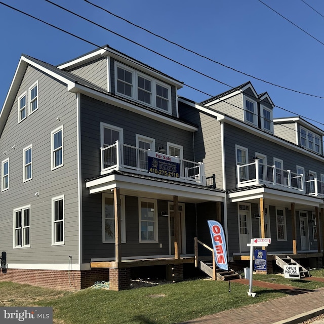 view of front of house