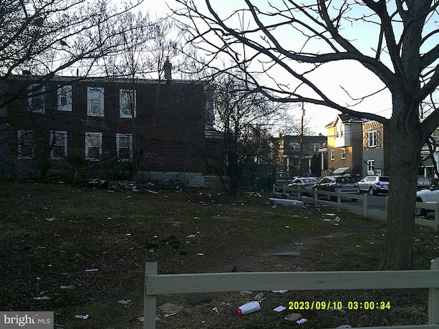 Listing photo 3 for 865 E Chelten Ave, Philadelphia PA 19138