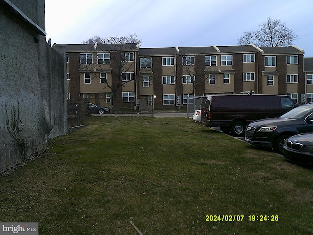 Listing photo 2 for 293 E Collom St, Philadelphia PA 19144