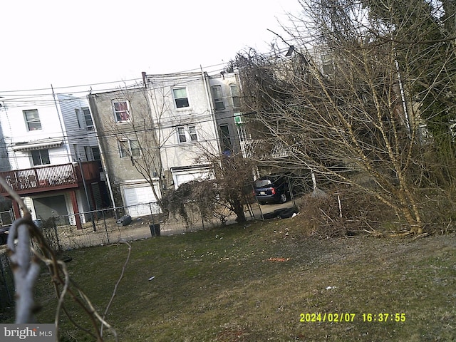 Listing photo 3 for 5663 Lebanon Ave, Philadelphia PA 19131