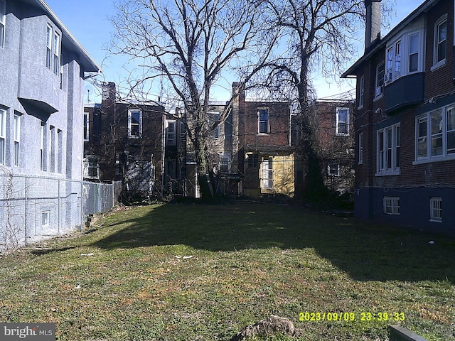 Listing photo 3 for 4525 Old York Rd, Philadelphia PA 19140