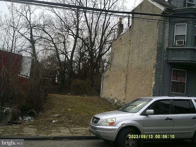 Listing photo 2 for 5022 Wakefield St, Philadelphia PA 19144