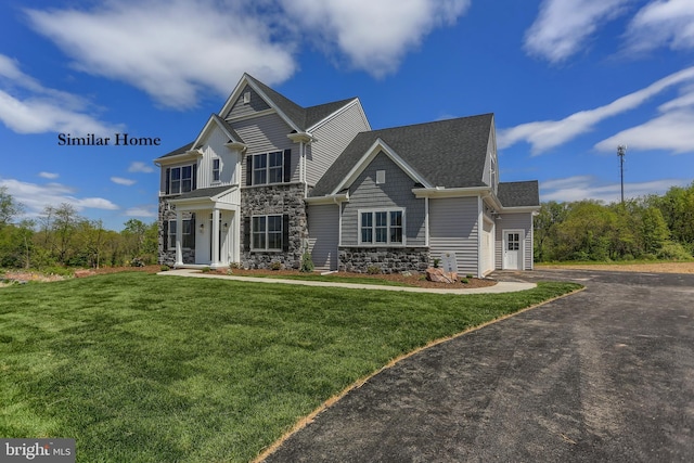 view of front of house featuring a front yard