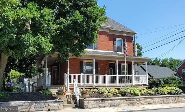 view of front of house featuring covered porch