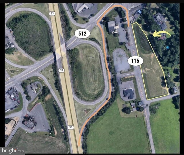 6664 Sullivan Trl, Wind Gap, PA 18091