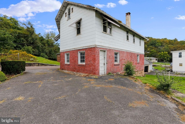 view of side of home