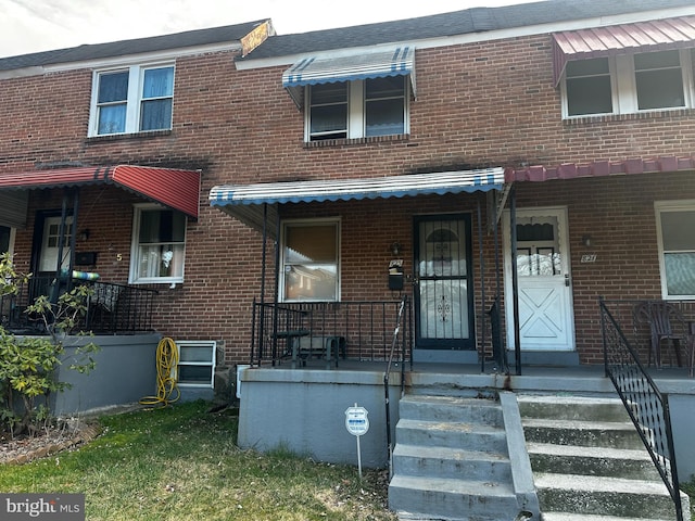 view of townhome / multi-family property