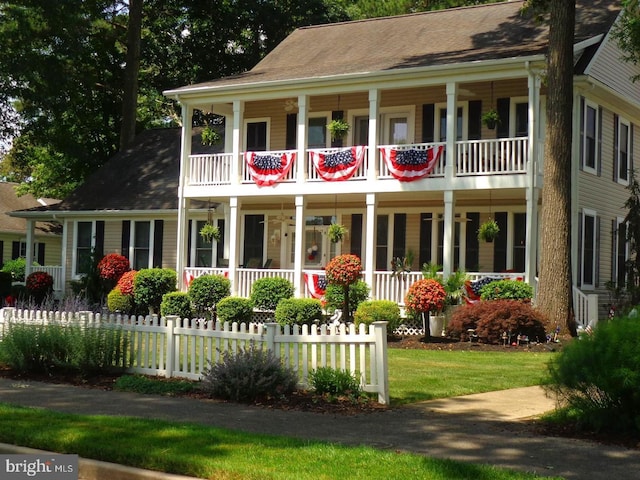 view of front of house featuring a porch