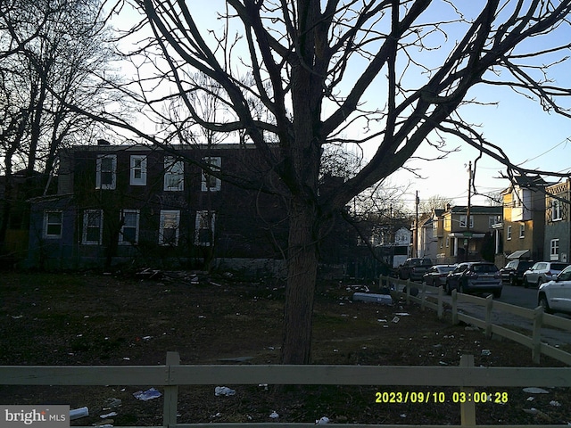 Listing photo 3 for 863 E Chelten Ave, Philadelphia PA 19138