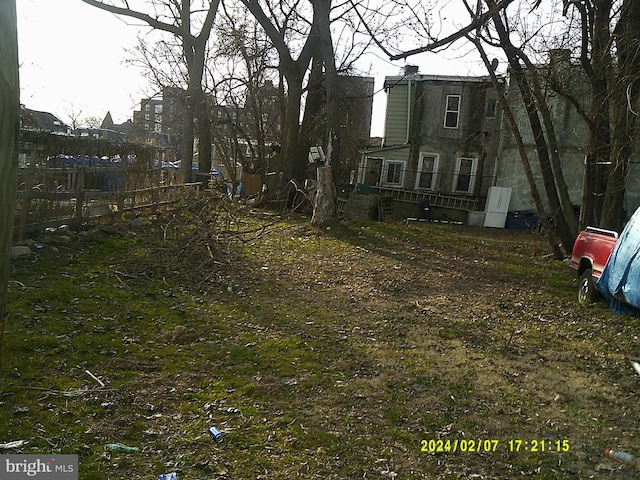 Listing photo 2 for 849 N Sloan St, Philadelphia PA 19104