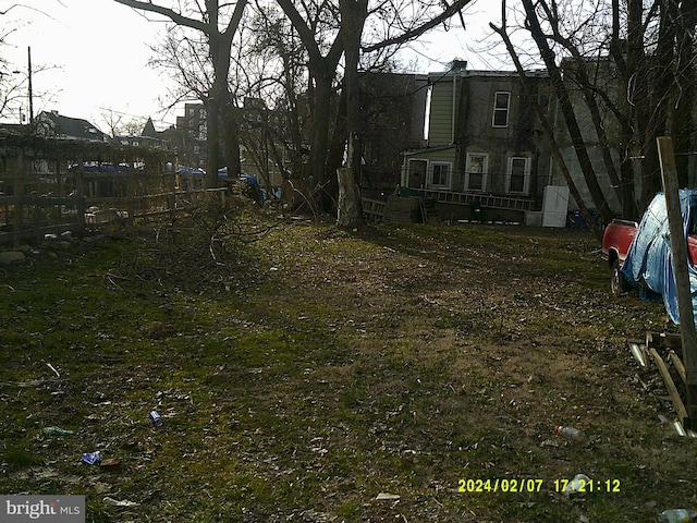 Listing photo 3 for 849 N Sloan St, Philadelphia PA 19104