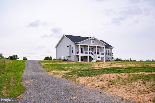 view of front facade with covered porch