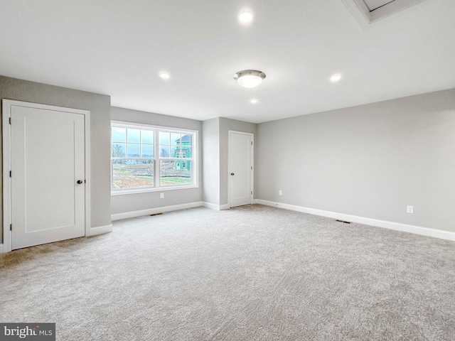 view of carpeted spare room