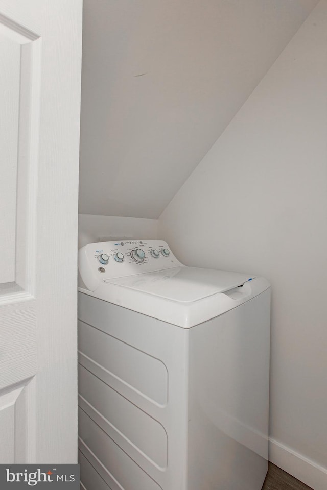 laundry room with washer / dryer