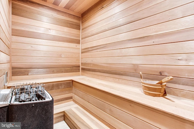 view of sauna / steam room