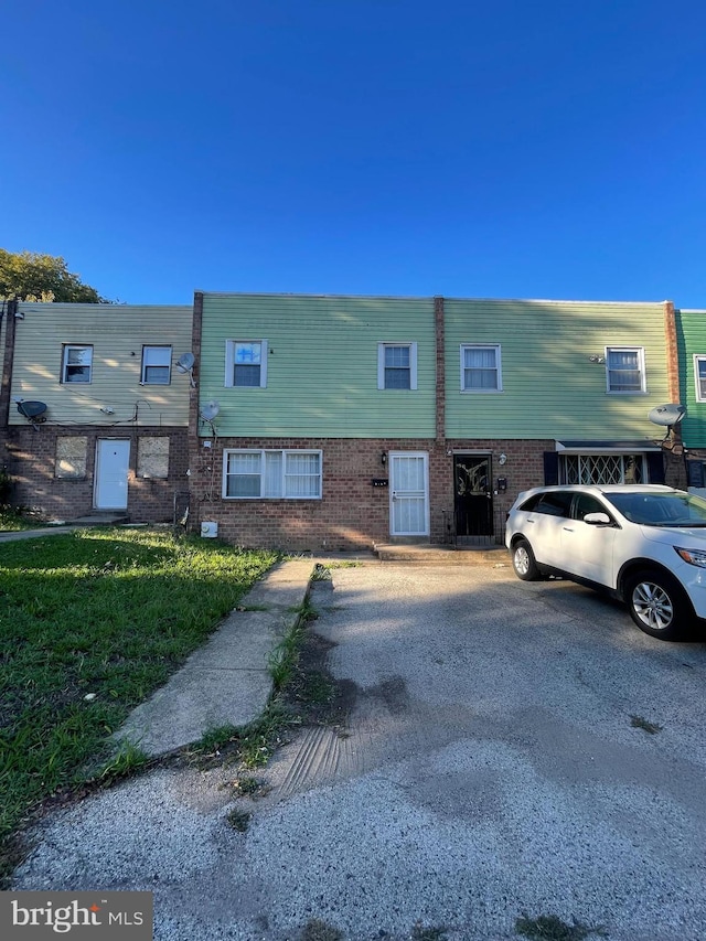 view of townhome / multi-family property