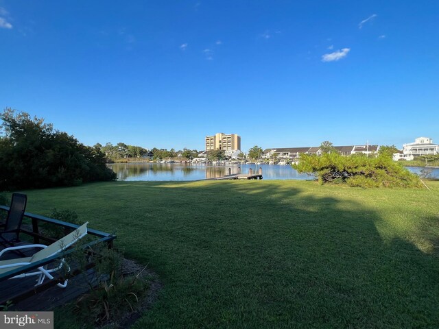 view of yard with a water view