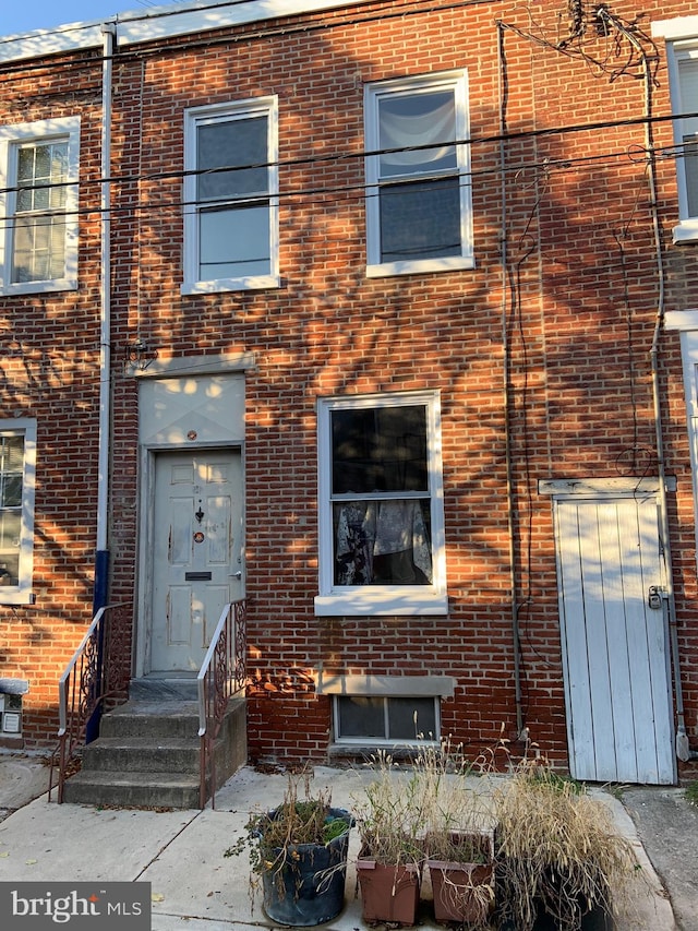 view of townhome / multi-family property