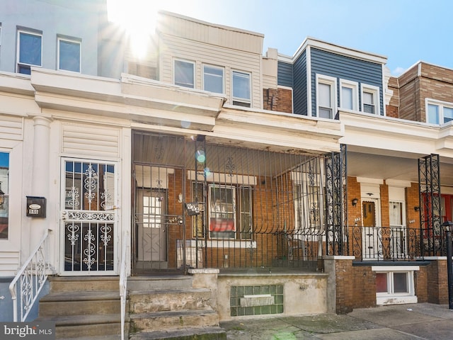 view of front of property with a porch